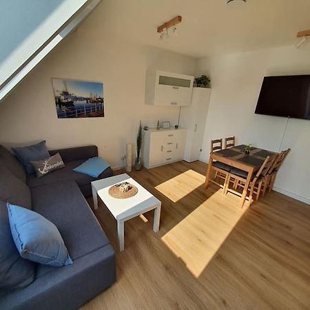 Kiel-Russee Familienwohnung, Lademoeglichkeit, Co2 Frei Εξωτερικό φωτογραφία